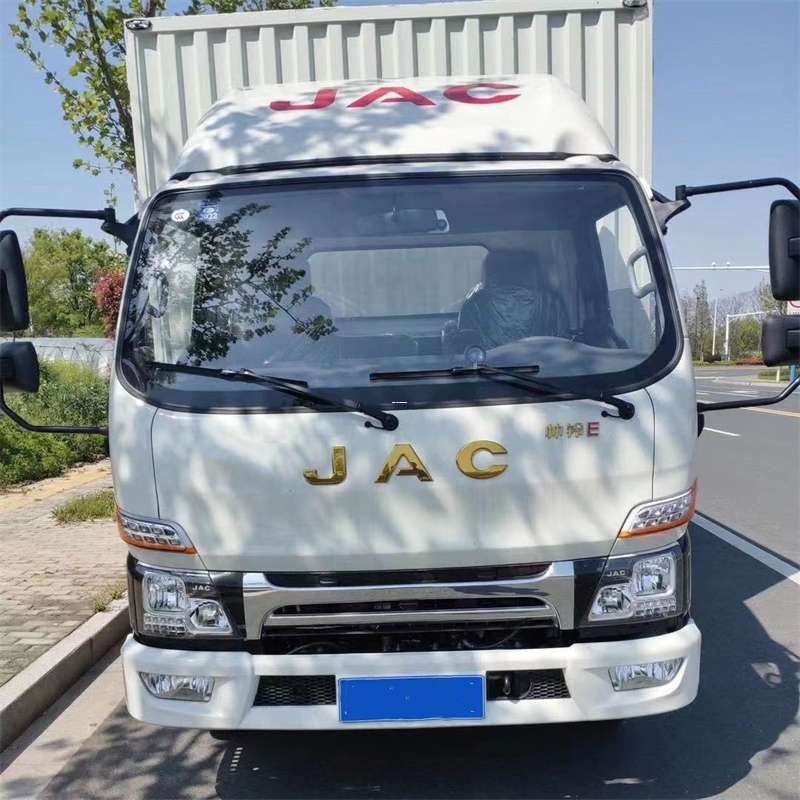 金平区错那县：物流专线的高效货运之旅